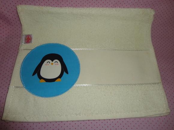 Kit babador Pinguim com toalha de boca