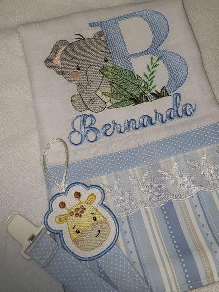 Kit Fralda de Boca e Prendedor de Chupetas