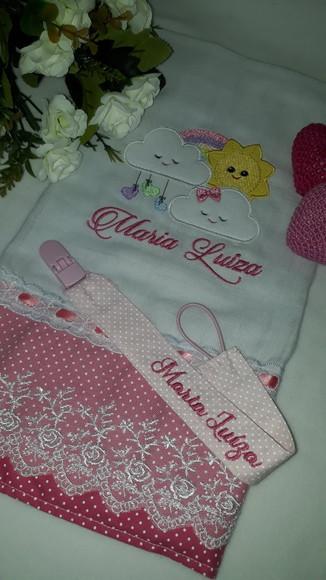 Kit Fralda de Boca e Prendedor de Chupetas