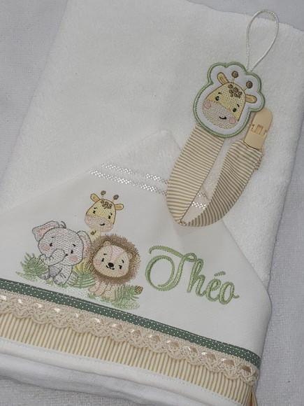 Kit Toalha com Capuz Personalizada + Prendedor de Chupeta