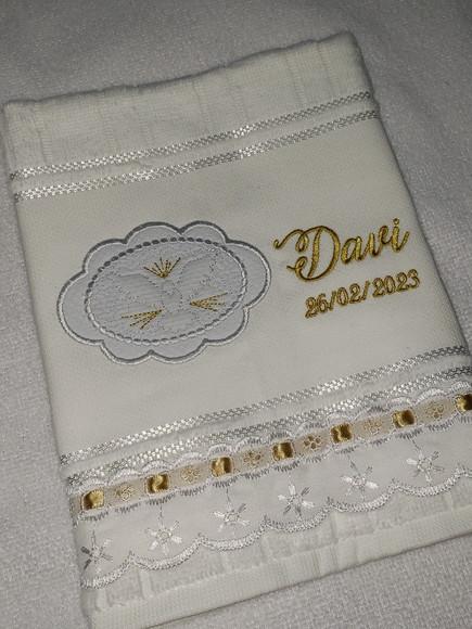 Kit Toalha de Batizado e Chaveiro