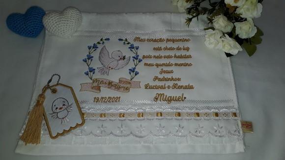 Kit Toalha de Batizado e Chaveiro
