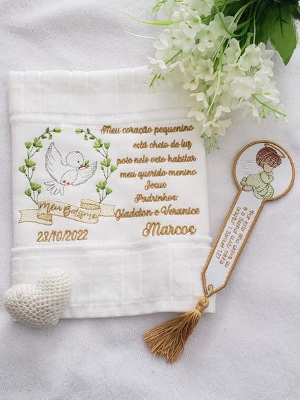 Kit Toalha de Batizado e Marcador de Páginas