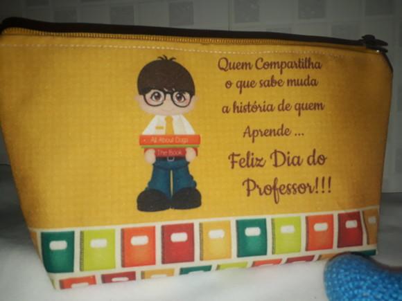 Necessérie Professor