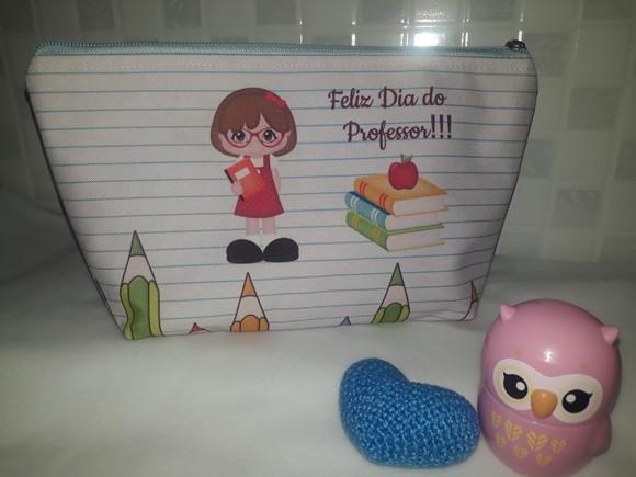 Necessérie Professora