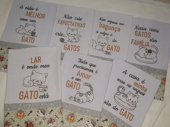 Semaninha Gatinhos