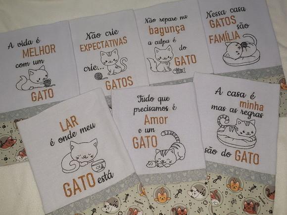 Semaninha Gatinhos