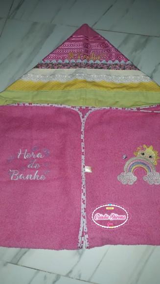 Tolha com Capuz Infantil Personalizada