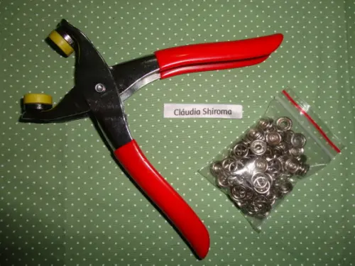 Alicate de pregar botão de metal