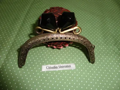 Fecho da vovó diamante
