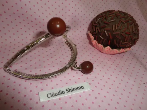 Fecho da vovó prata com bolinha