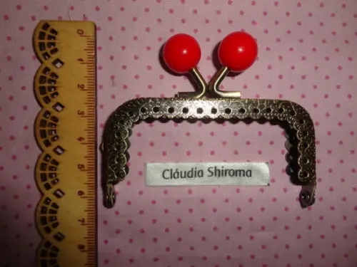 Fecho da vovó quadrado bolinha colorida vermelho