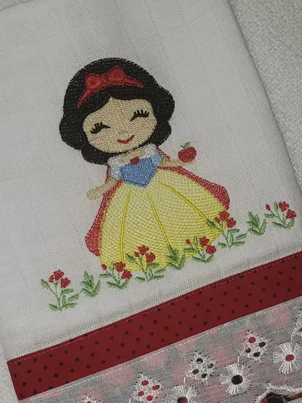 Fralda Boca Bordada Personalizada