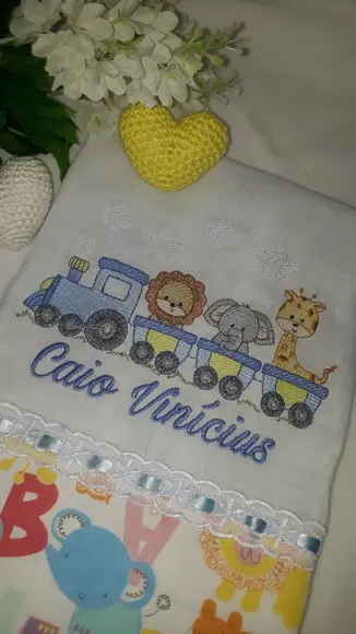 Fralda Boca Bordada Personalizada