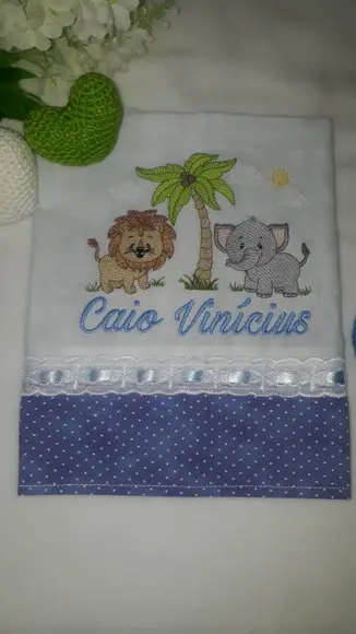 Fralda Boca Bordada Personalizada