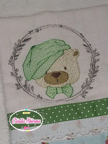 Fralda Boca Bordada Personalizada