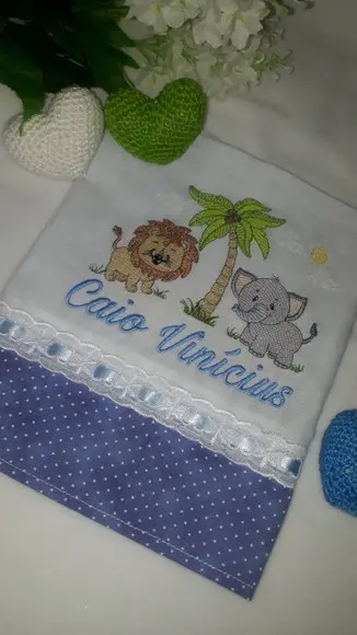 Fralda Boca Bordada Personalizada