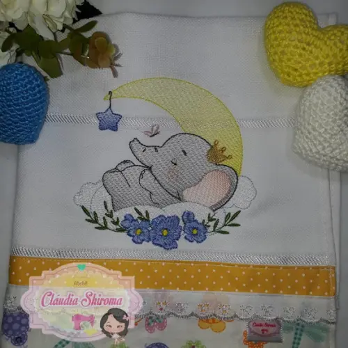 Fralda bordada personalizada