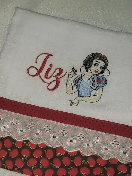 Fralda Passeio Bordada Personalizada