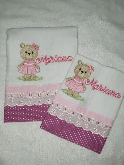 Kit 2 Fraldas Bordadas