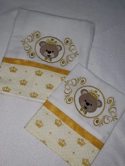 Kit 2 Fraldas Bordadas