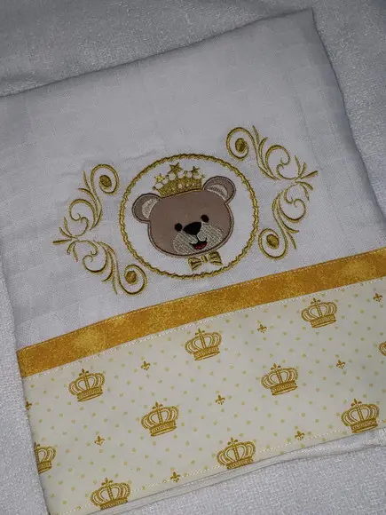 Kit 2 Fraldas Bordadas
