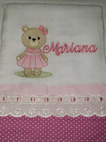 Kit 2 Fraldas Bordadas