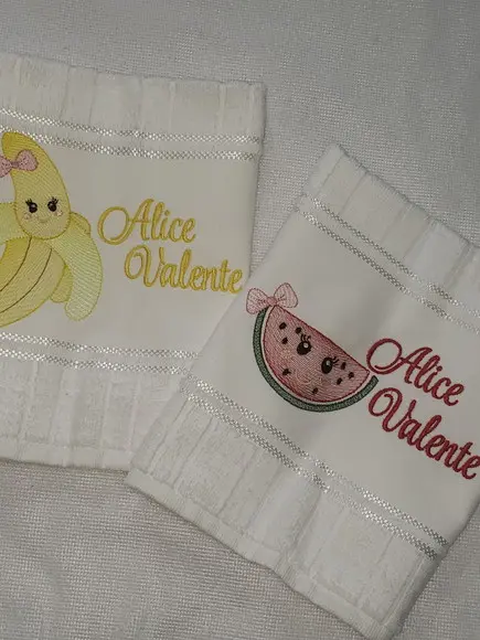 Kit 2 Toalhas Escolar Infantil Personalizada