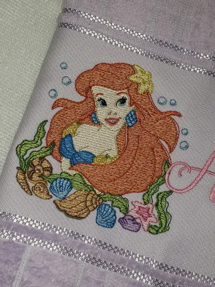 Kit 2 Toalhas Escolar Infantil Personalizada