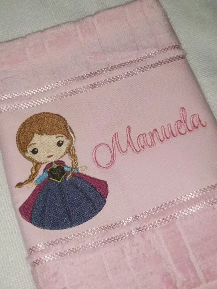 Kit 2 Toalhas Escolar Infantil Personalizada