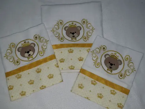 Kit 3 Fraldas Bordadas