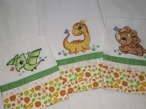 Kit 3 Fraldas Bordadas