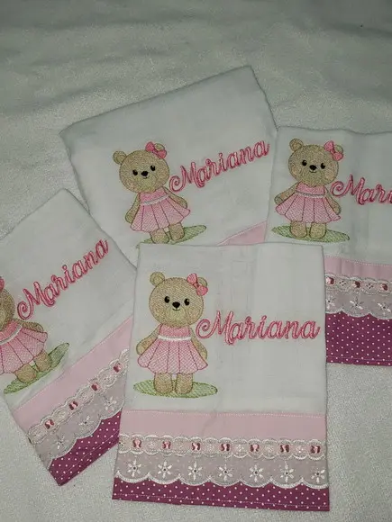 Kit 4 Fraldas Bordadas