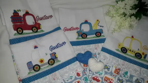 Kit 4 Fraldas Bordadas
