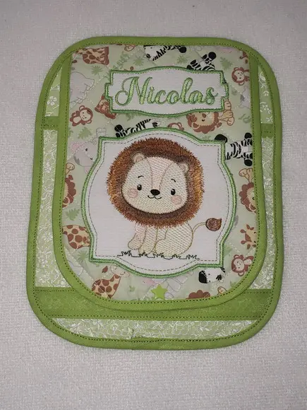 Kit Capa de Caderneta + Toalha de Boca + Prendedor de Chupet