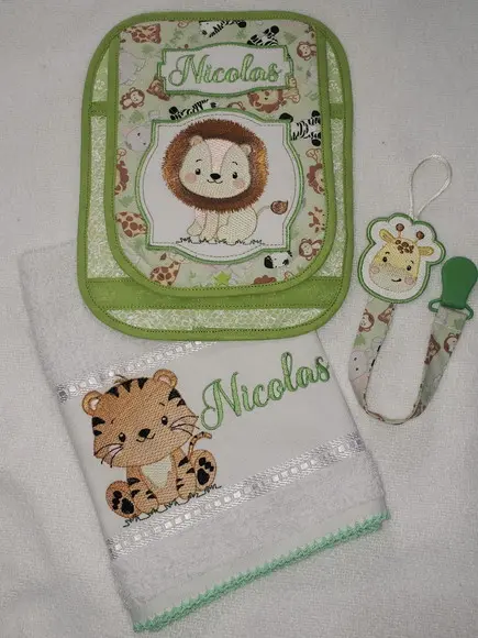 Kit Capa de Caderneta + Toalha de Boca + Prendedor de Chupet