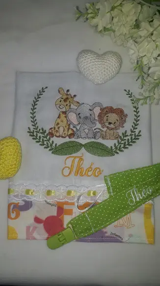 Kit Fralda de Boca e Prendedor de Chupetas