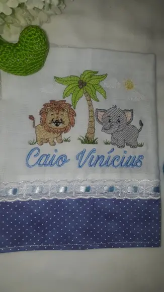 Kit Fralda de Boca e Prendedor de Chupetas