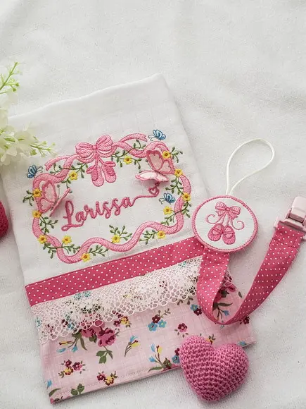 Kit Fralda de Boca e Prendedor de Chupetas