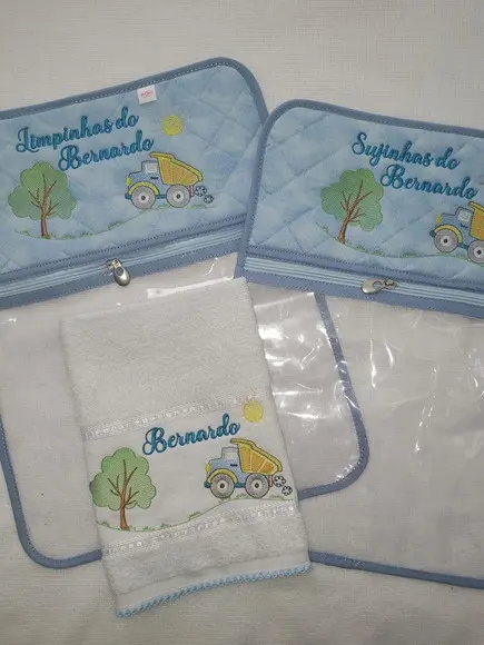 Kit Saquinho Roupa Limpa e Roupa Suja + Toalha Escolar
