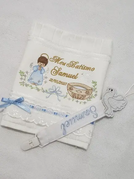 Kit Toalha Batizado e Prendedor de Chupeta