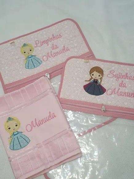 Kit Saquinho Roupa Limpa e Roupa Suja + Toalha Escolar
