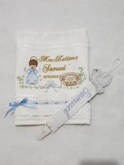 Kit Toalha Batizado e Prendedor de Chupeta
