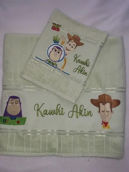 Kit Toalha de Banho e Lavabo Personalizada