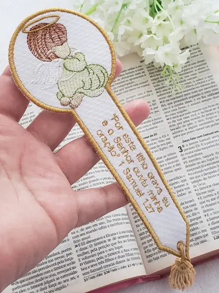 Kit Toalha de Batizado e Marcador de Páginas