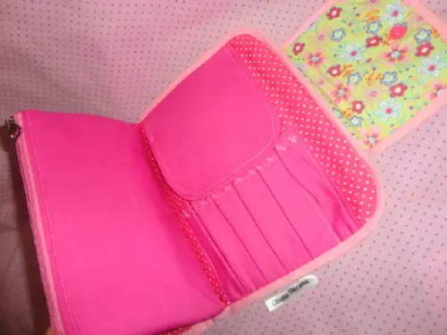 Necessérie Porta Maquiagem