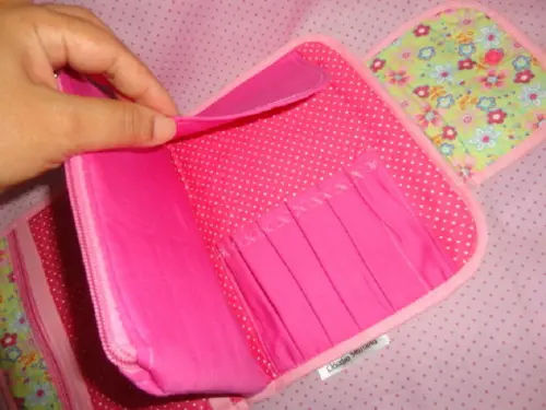 Necessérie Porta Maquiagem