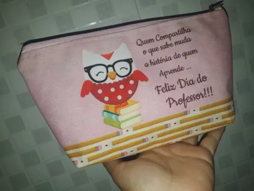 Necessérie Professora