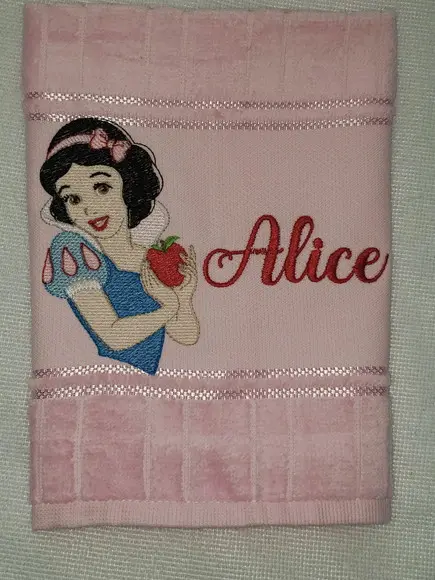 Toalha Escolar Infantil Personalizada