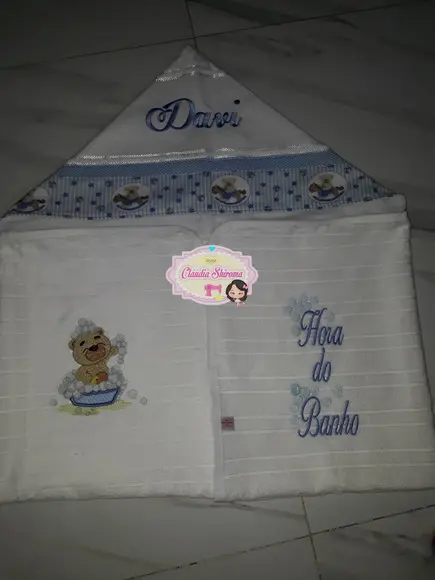Tolha com Capuz Infantil Personalizada
